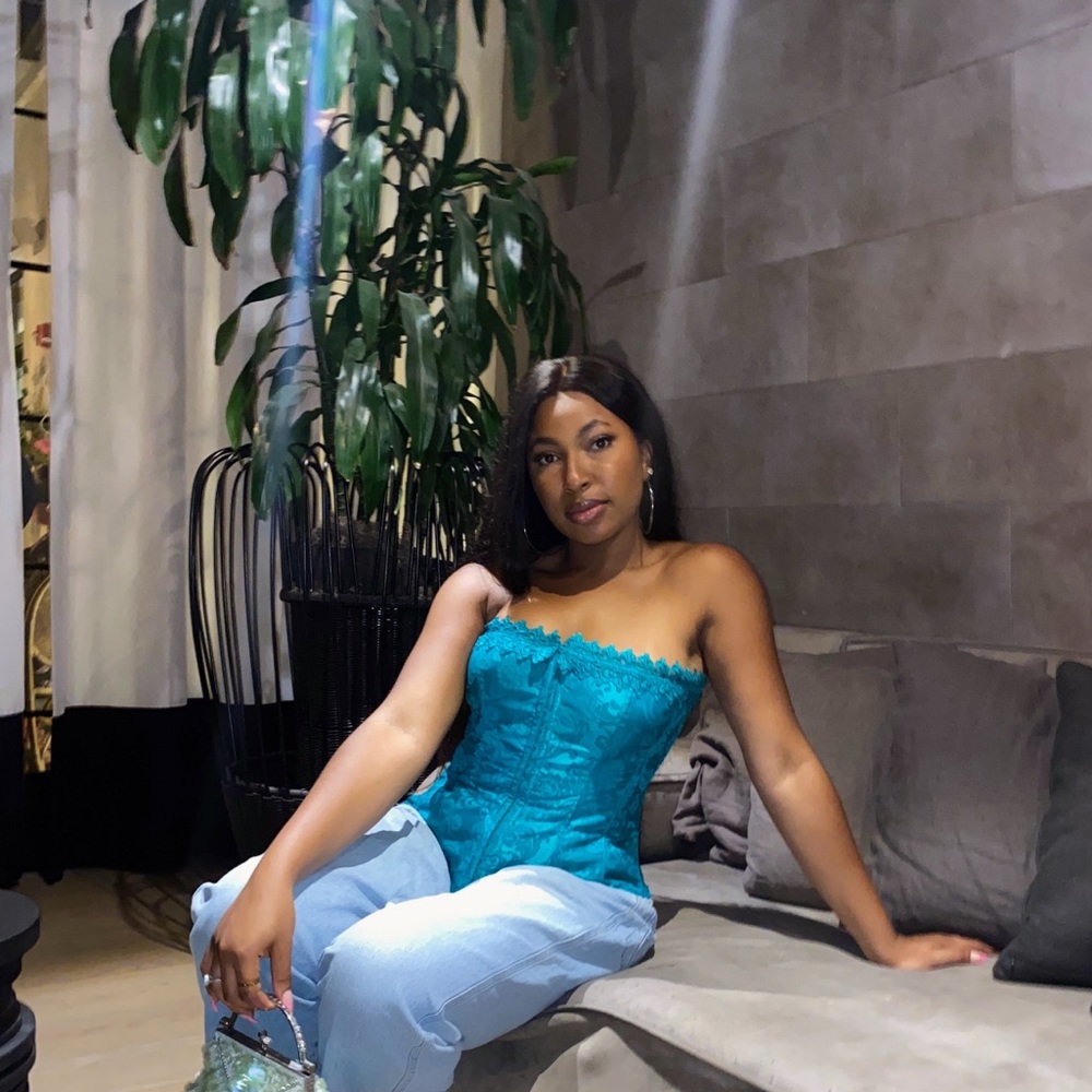 Meet your Posher, Nneoma